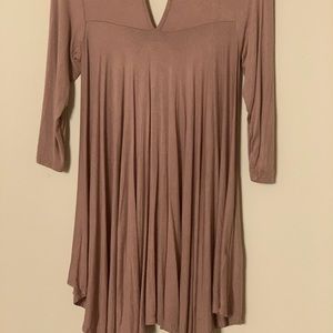 3/4 sleeved tunic. Size M